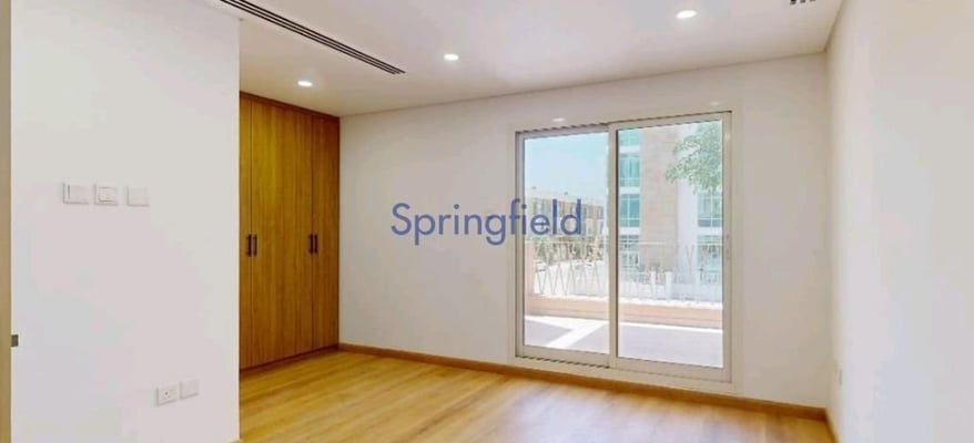 g2-maids-room-ready-unit-well-maintained-springfield-real-estate-sp-r-1040