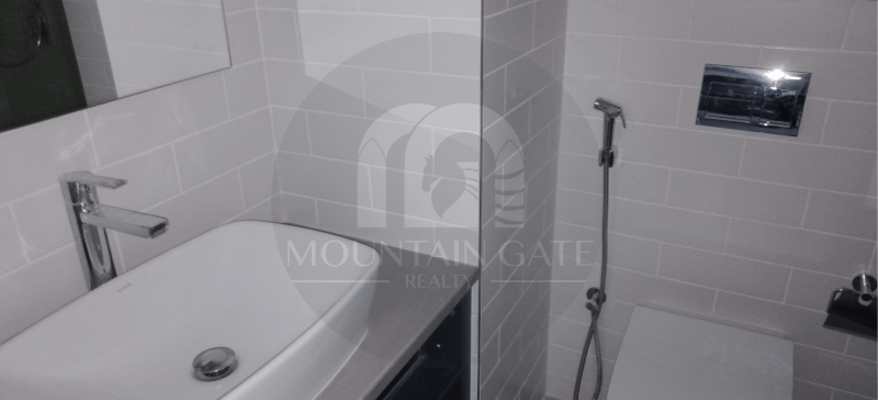 spacious-rented-high-roi-free-hold-mountain-gate-realty-mg-s-4866