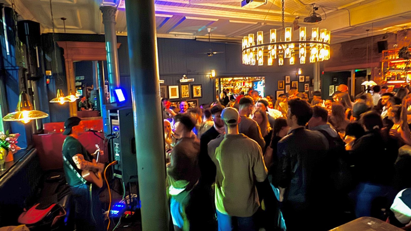 Live Music with Billy Keane