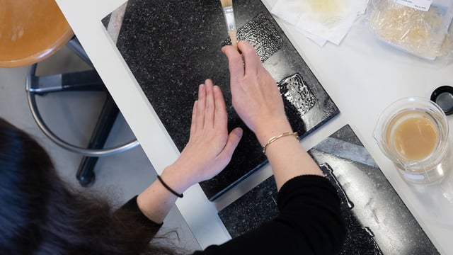 Making fragile panels last: On the artisanal cultivation of anticipation in painting