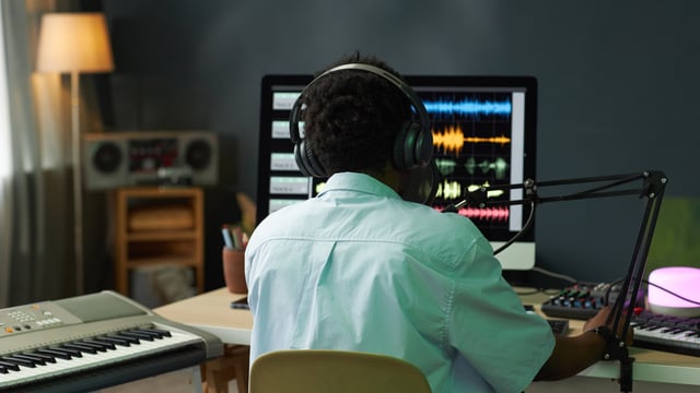 Music Producers Drop In (18-25) | Roundhouse