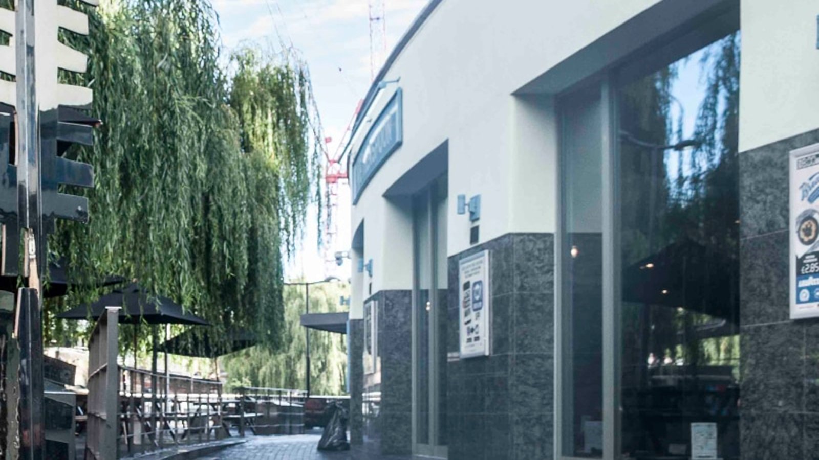 The Ice Wharf - JD Wetherspoon
