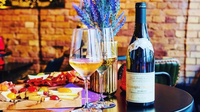 Cecilias Wine House