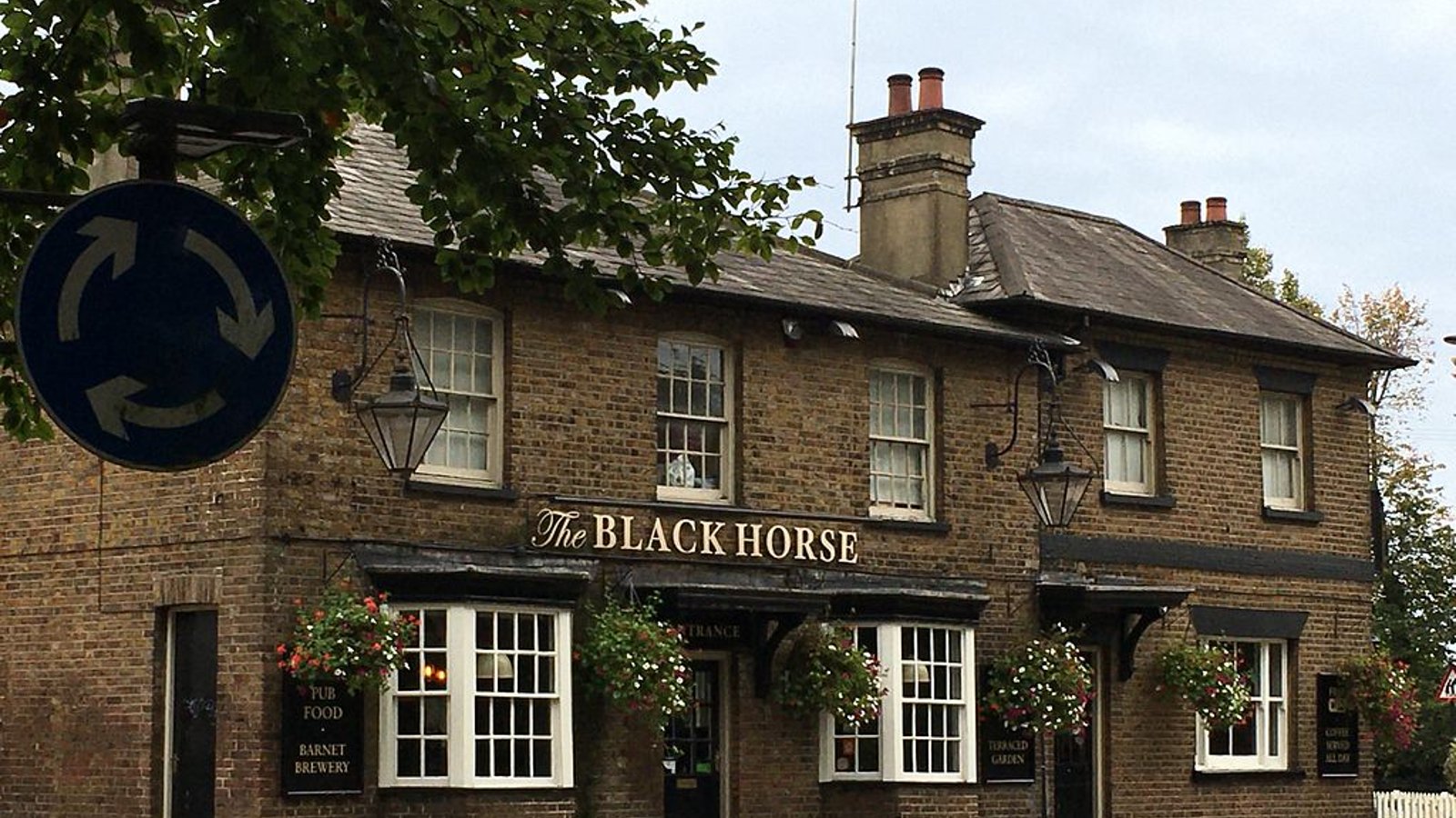 The Black Horse Barnet