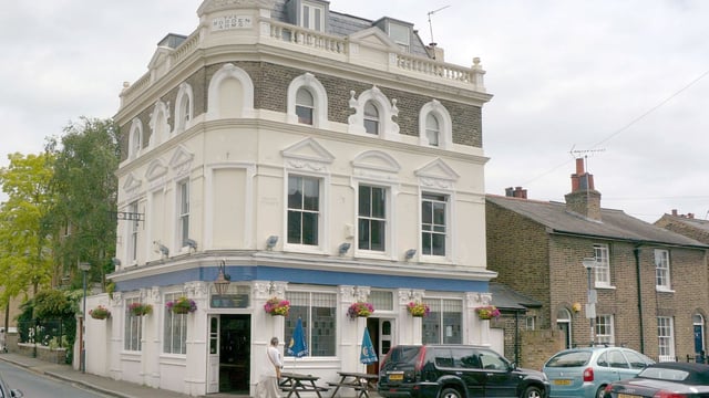 Morden Arms