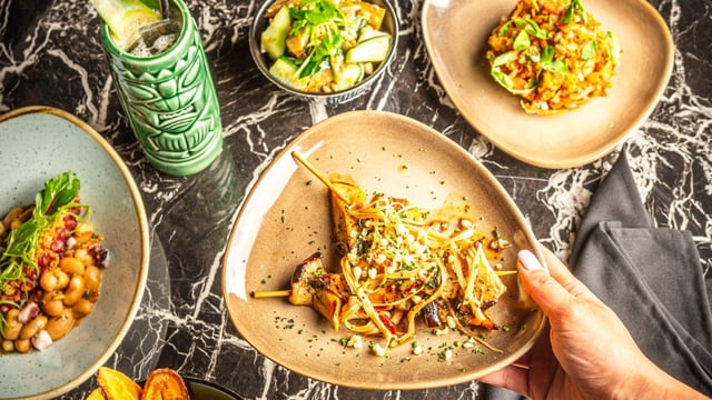 Bottomless cocktail brunch