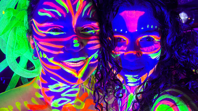 THURSDAYS | NEON NAKED LIFE DRAWING | THE CLAPHAM NORTH | CLAPHAM