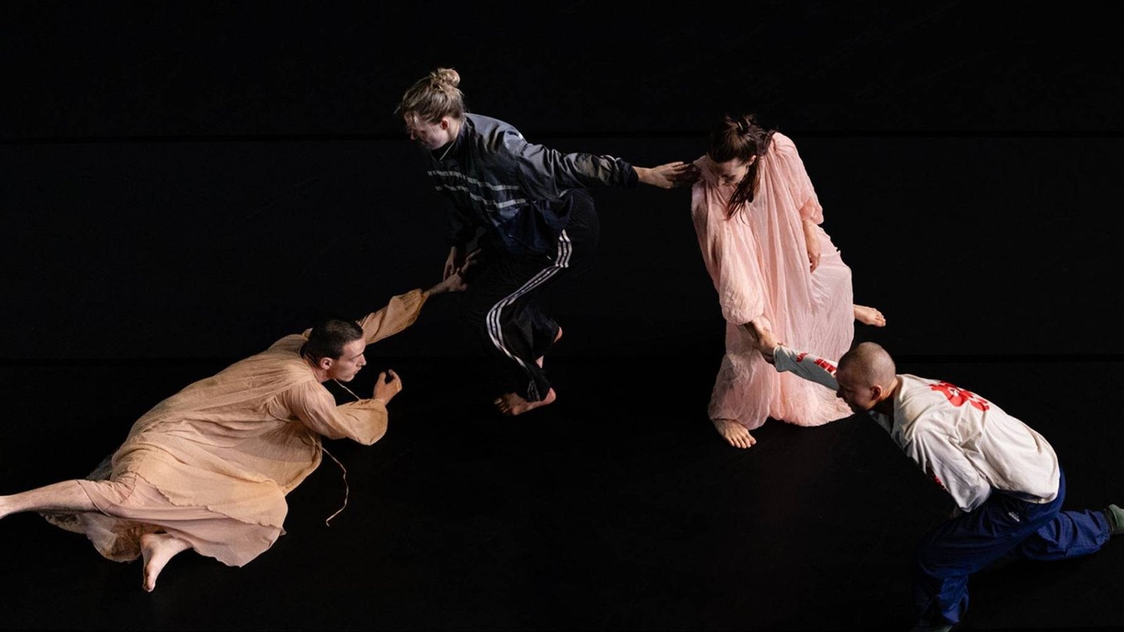 Emanuel Gat Dance: FIVE DAYS IN THE SUN