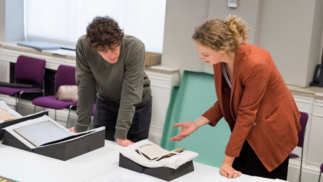 Discovering our Collections through Maps