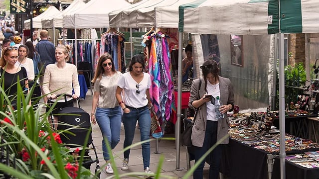 Camden Passage Antiques Market