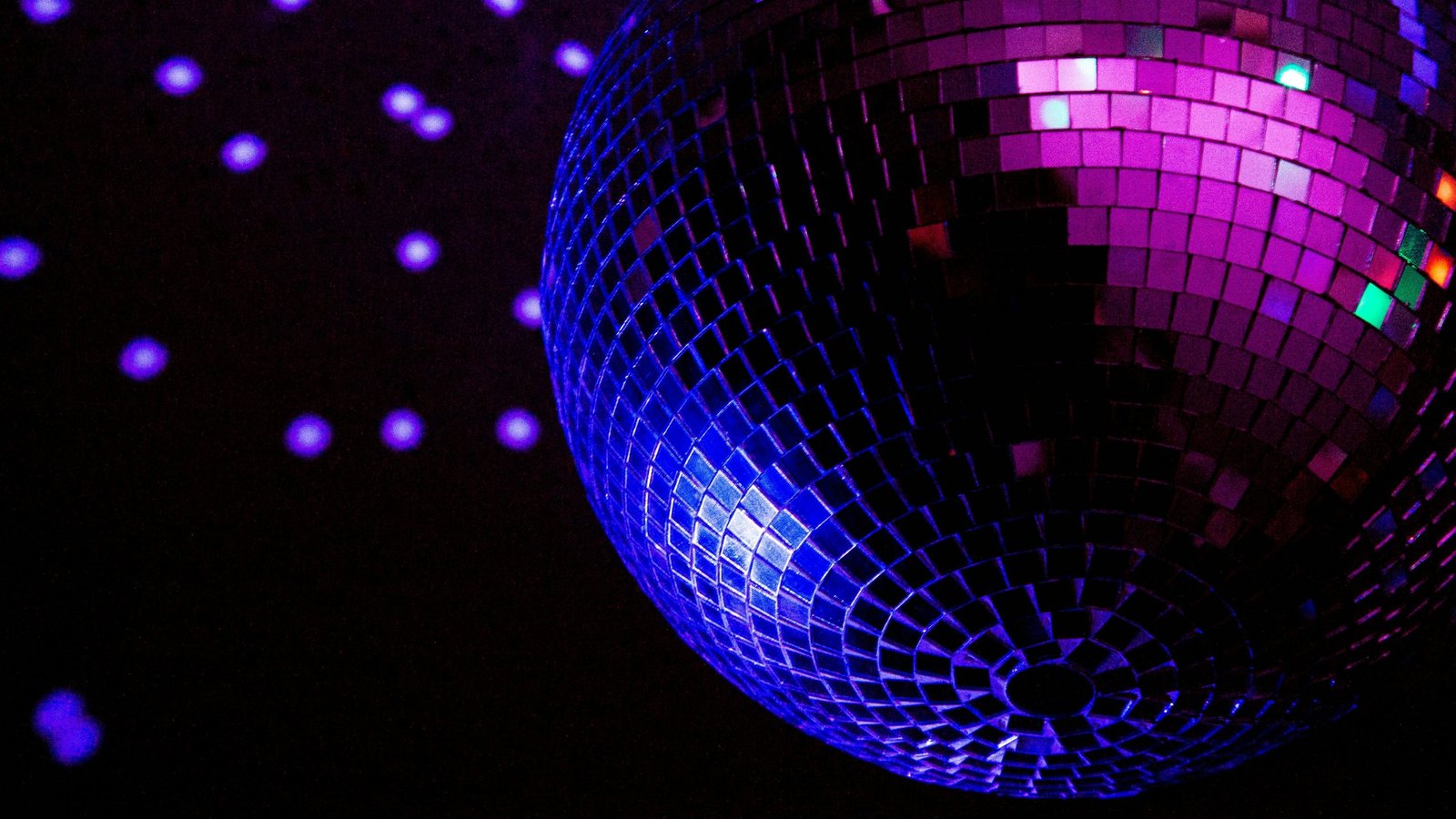 Club Night: 00s Edition