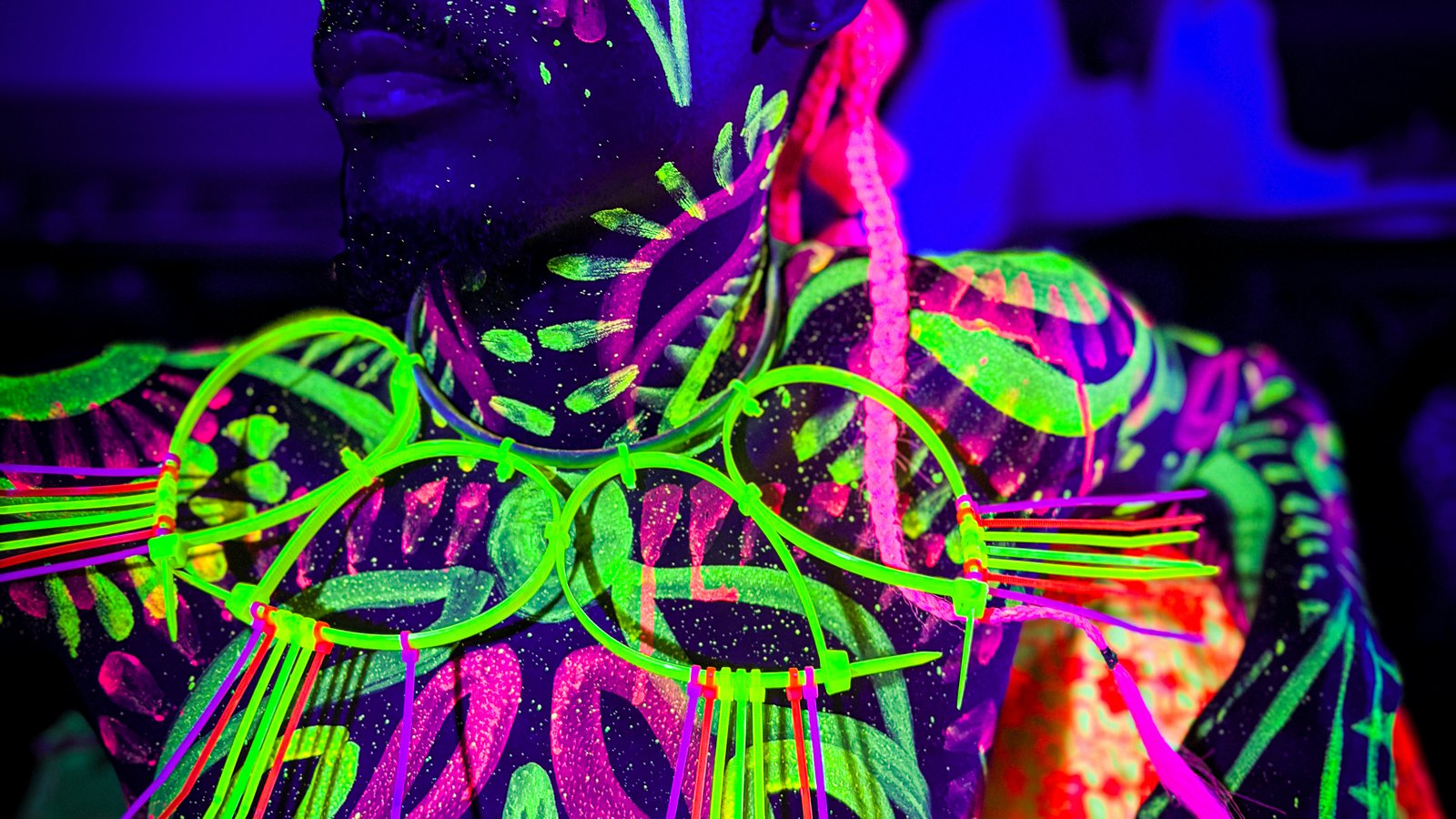 Neon Naked Life Drawing in Angel!