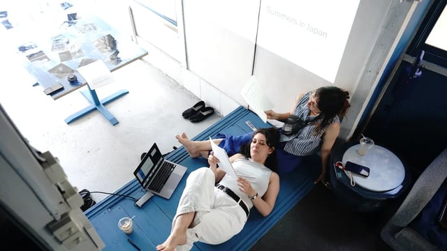 Along the Tideline 潮目を歩いて - Caroline Geiser & Julie Baumann