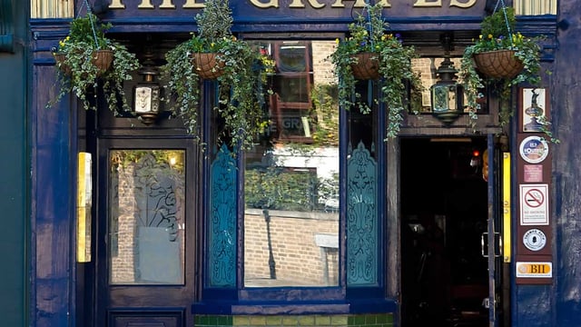 Pub Quiz at The Grapes