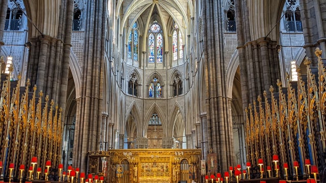 An evening with Kate Williams: Women and power