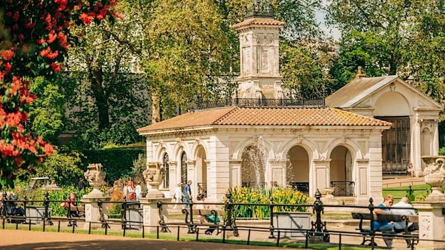 Hidden Stories of Kensington Gardens Walking Tour
