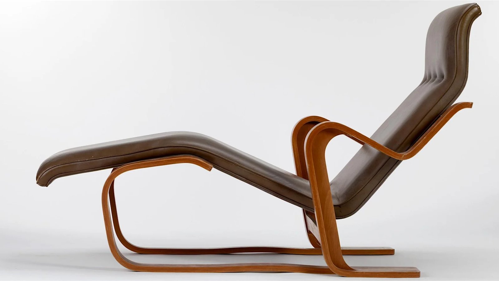 Tubular Steel Chairs to Brutalism: The Marcel Breuer Collection in Budapest