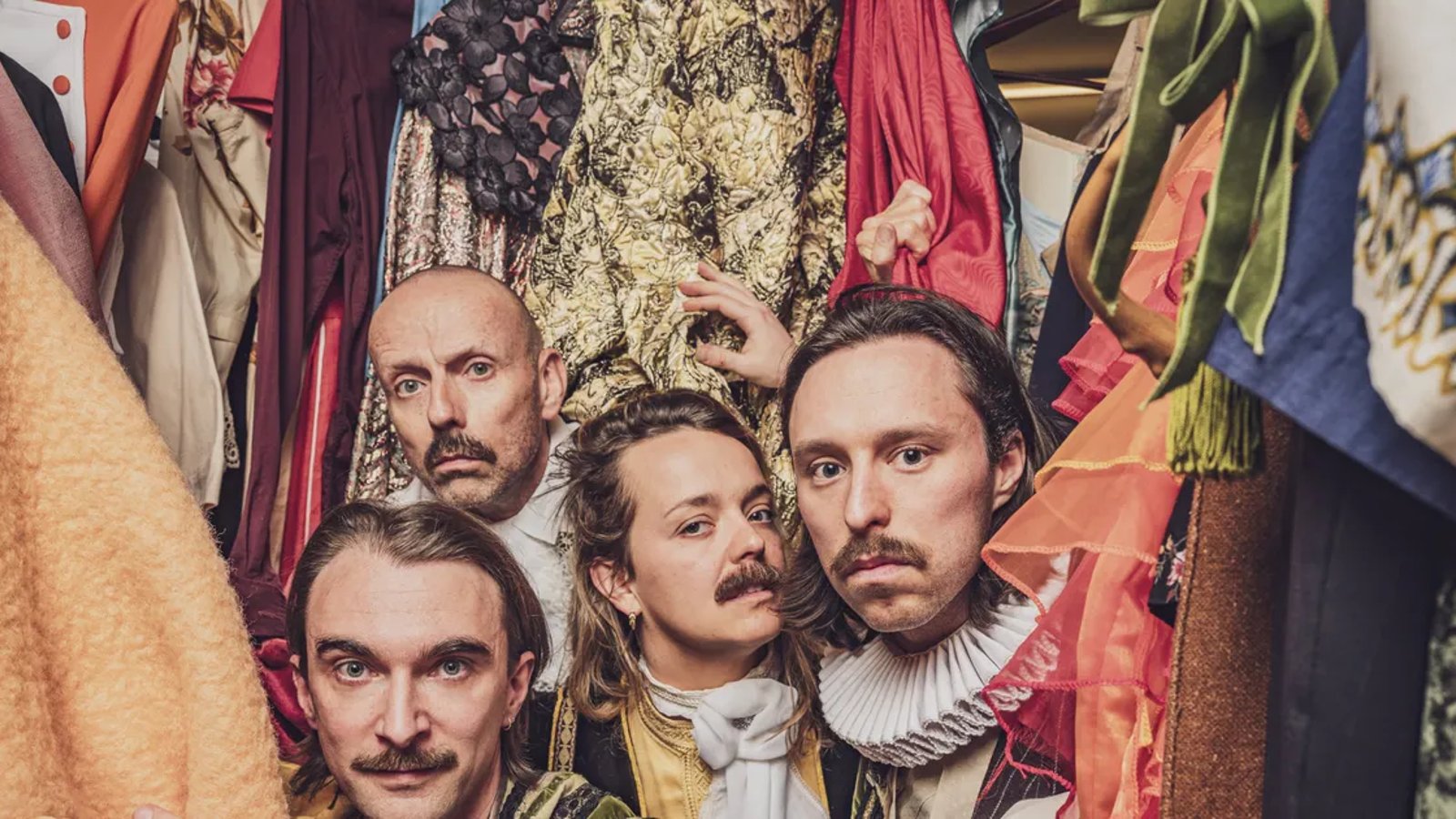 A comedy of errors - Hendrik Kegels & Thomas Claessens