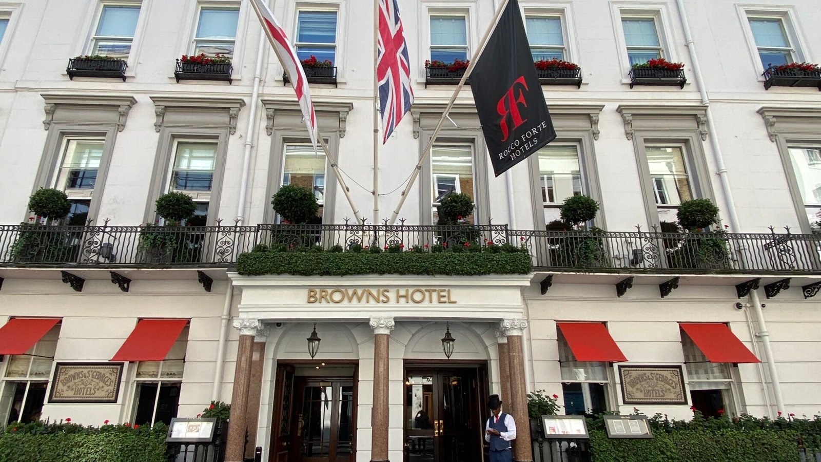 Inside Brown’s Hotel: An Exclusive Tour of London’s Oldest Luxury Hotel
