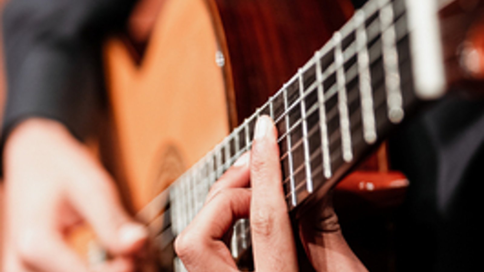 Klassiek | Kelly Johannes (gitaar) en Barbara Macedo (gitaar)