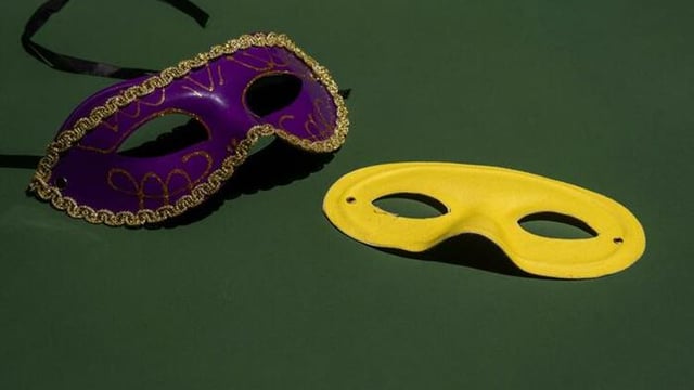 Let's Bend, Bch! Vol. 2: Halloween