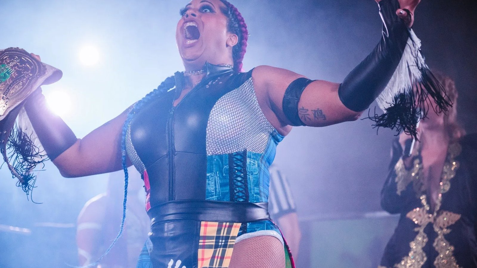 EVE WRESTLING: EVE FOR VENDETTA