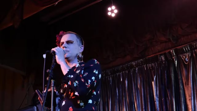 Special Edition: Little Betty Live