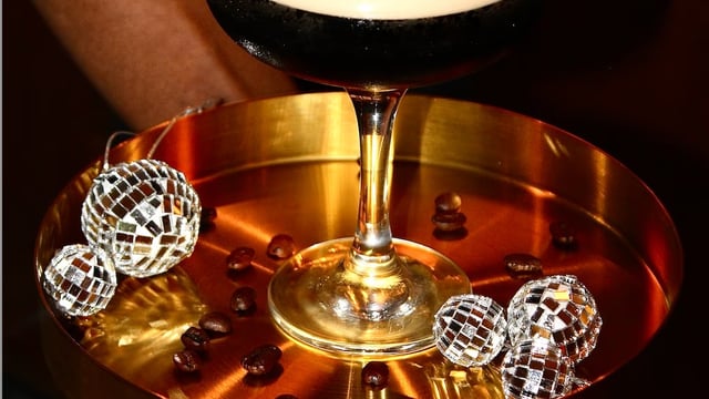 Winter Shaken & Stirred