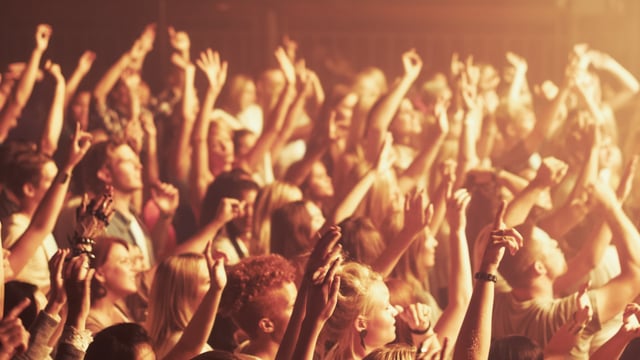 Club Night: Live DJs
