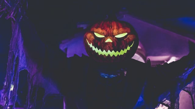 Club Night: Halloween