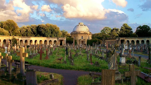 Sunday Tours of Brompton Cemetery