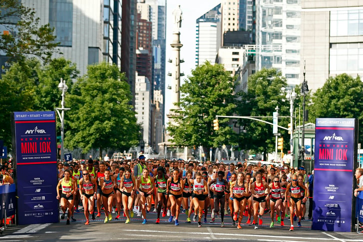 2019 NYRR New York Mini 10K start