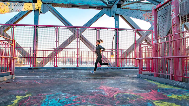 Runner on Williamsburg Bridge in NYC