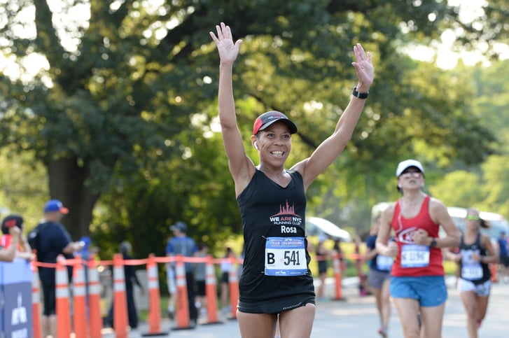 Runner at 2019 NYRR Team Championships race