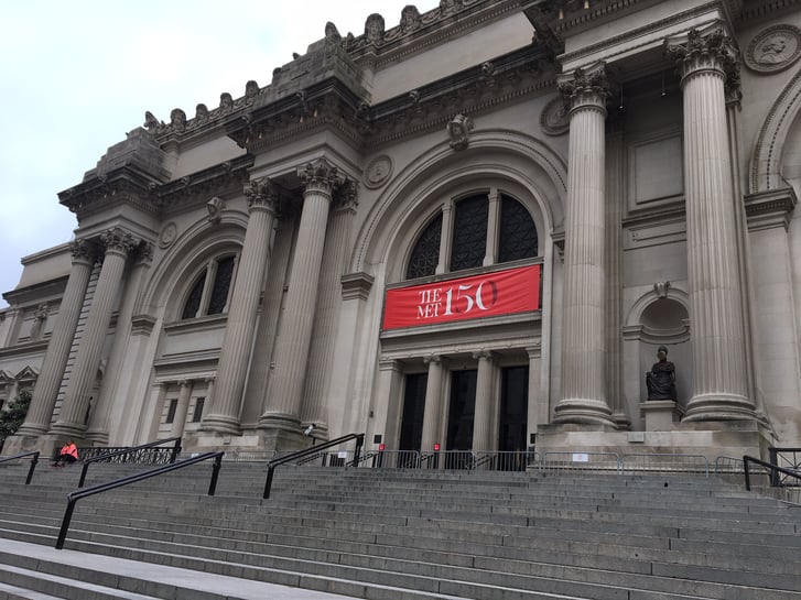 Metropolitan Museum of Art steps