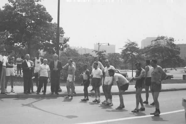 The start of a 1950s-era race on Sedgwick Avenue.