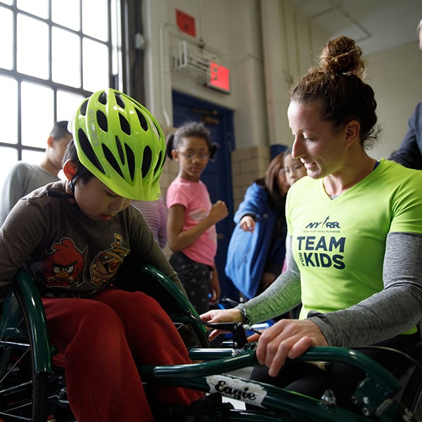 Tatyana McFadden and NYRR Youth Wheelchair Training Program kids