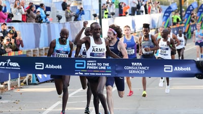 Finish of the men's race in Dash to the FInish
