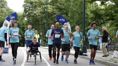 TCS New York City Marathon champions Kathrine Switzer, Tatyana McFadden and Meb Keflezighi are joined by NYRR Staff, running the NYRR Virtual Global Running Day 1M in Central Park.