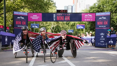 Tatyana McFadden, Susannah Scaroni and Amanda McGrory
