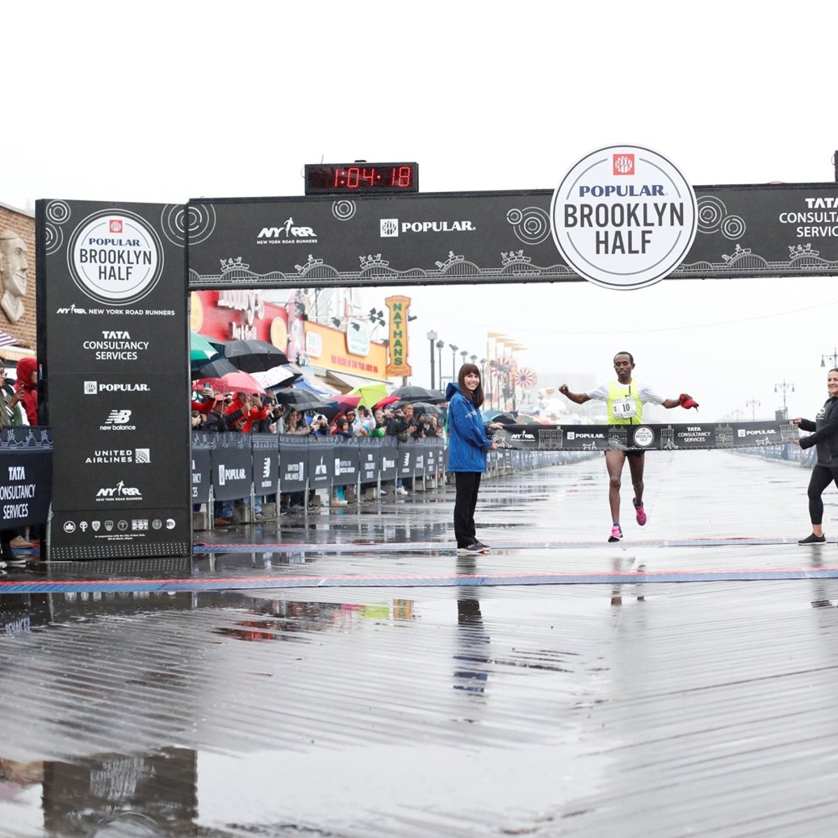 Fikadu Girma Teferi won the men's race at the 2018 Popular Brooklyn Half