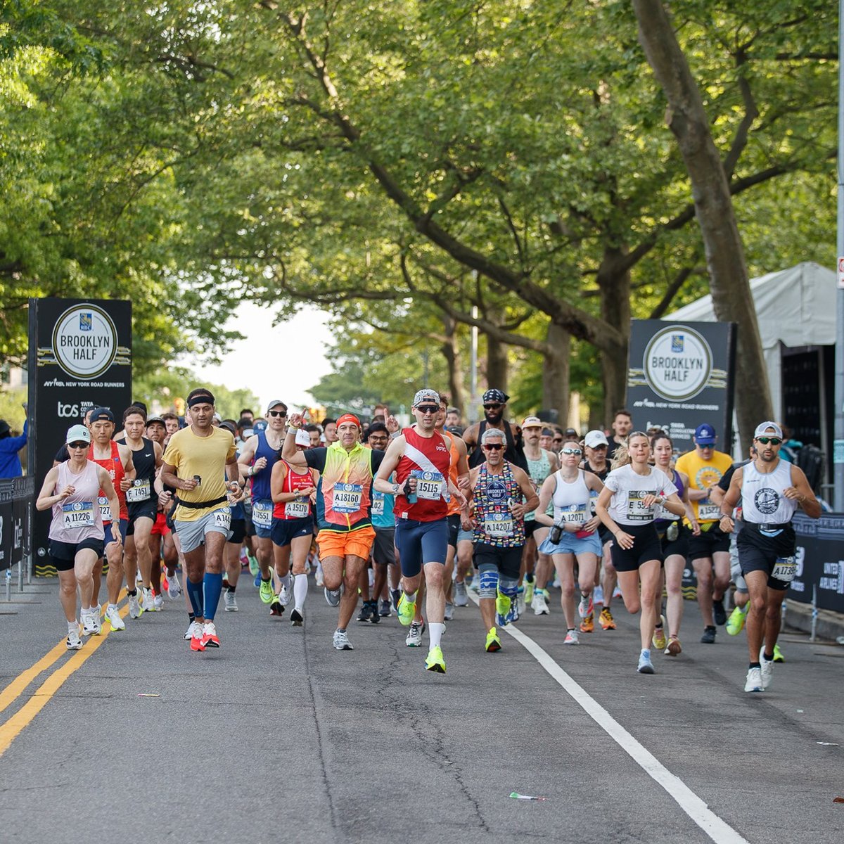 Runners at the start of the RBC Brooklyn Half