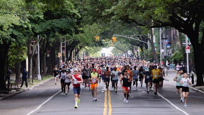 Runners running the RBC Brooklyn Half