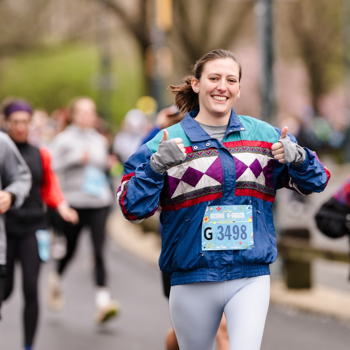 Runners at the Retro 4-Miler