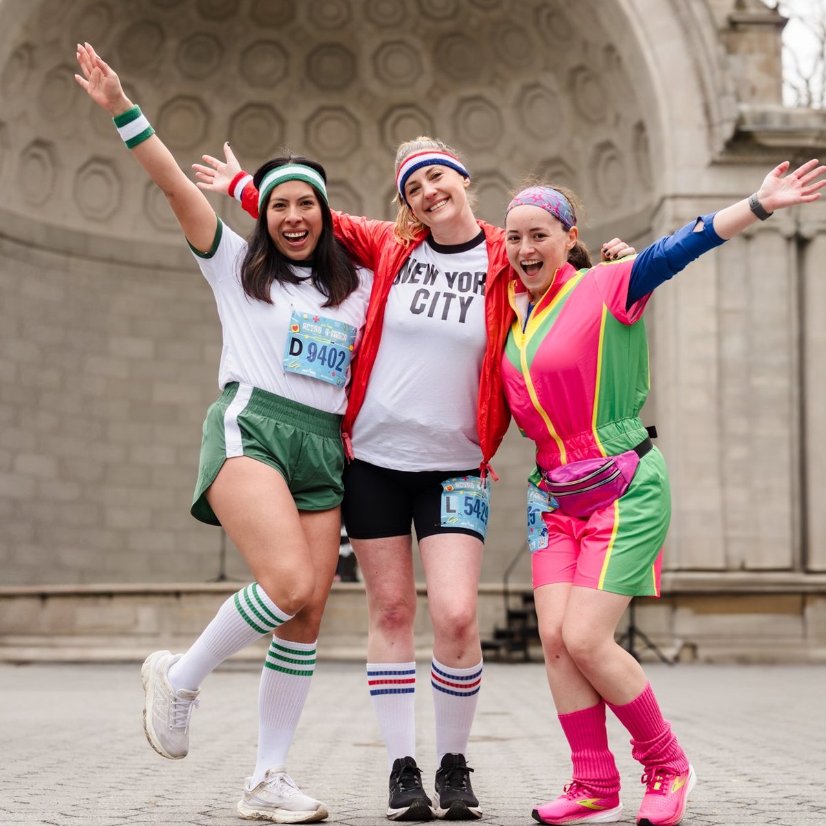 Runners at the Retro 4-Miler
