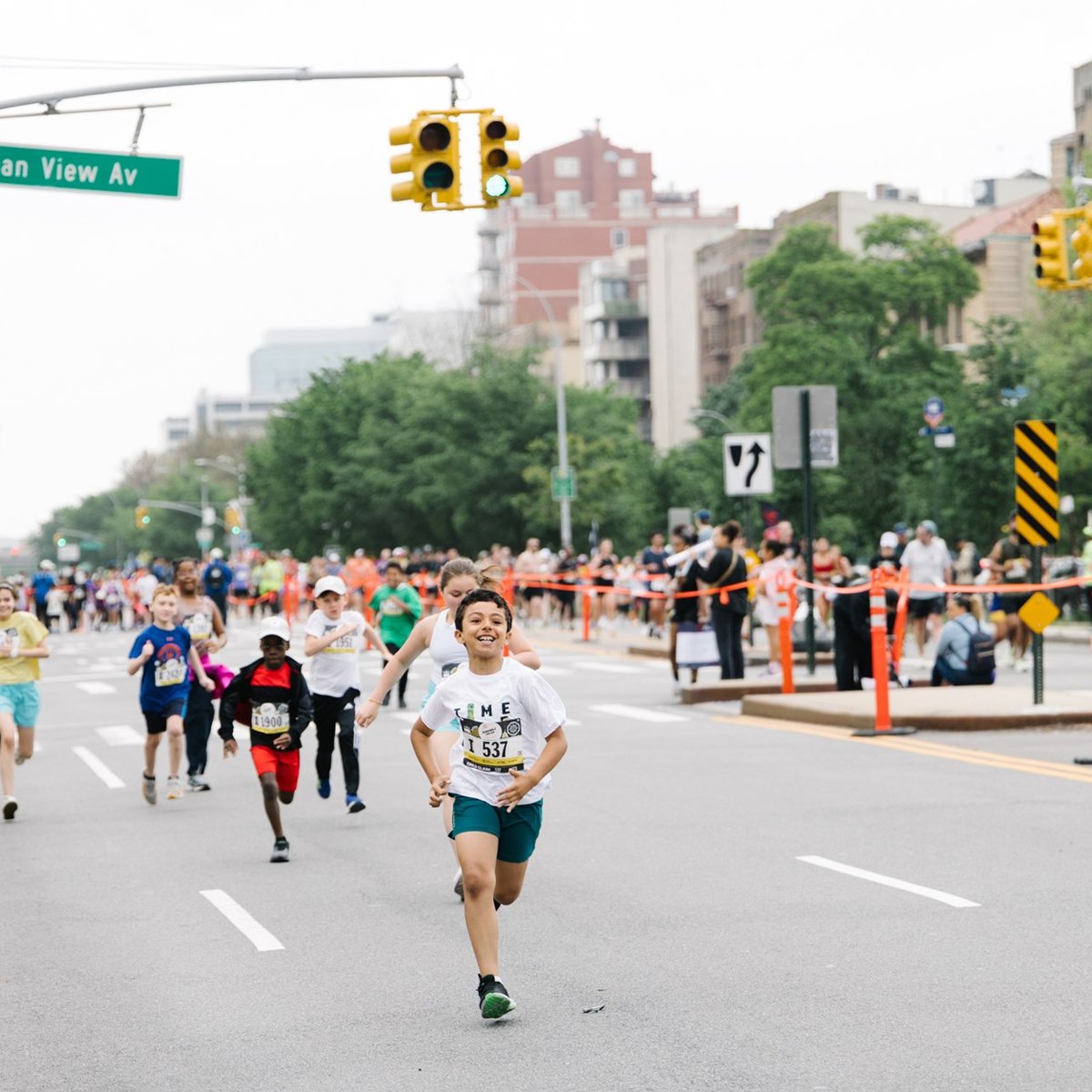 Young Rising runners at the 2025 Boardwalk Kids Run at the RBC Brooklyn Half