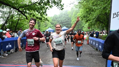 Runners at the Brooklyn R-U-N 5K in Prospect Park
