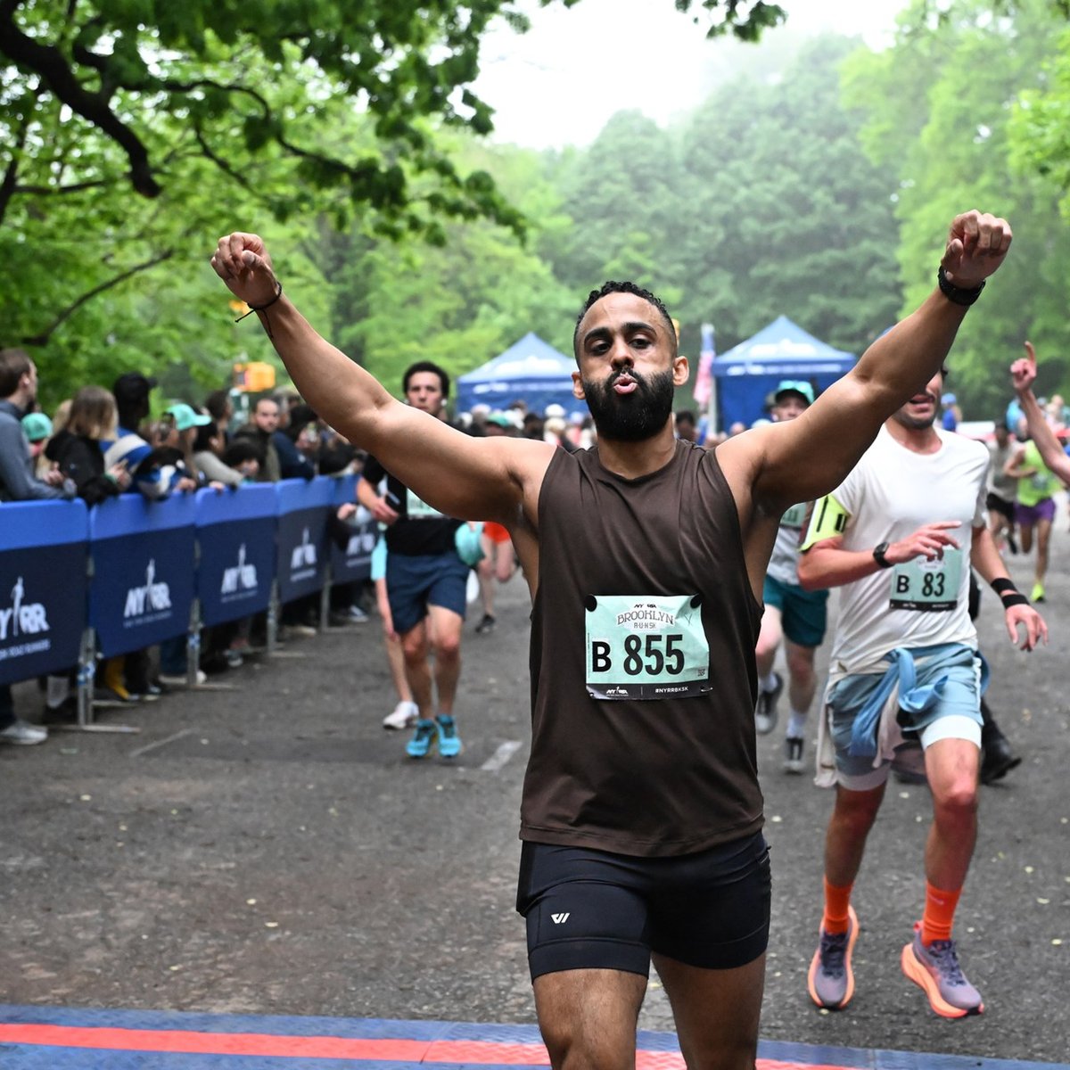 Runners at the Brooklyn R-U-N 5K in Prospect Park