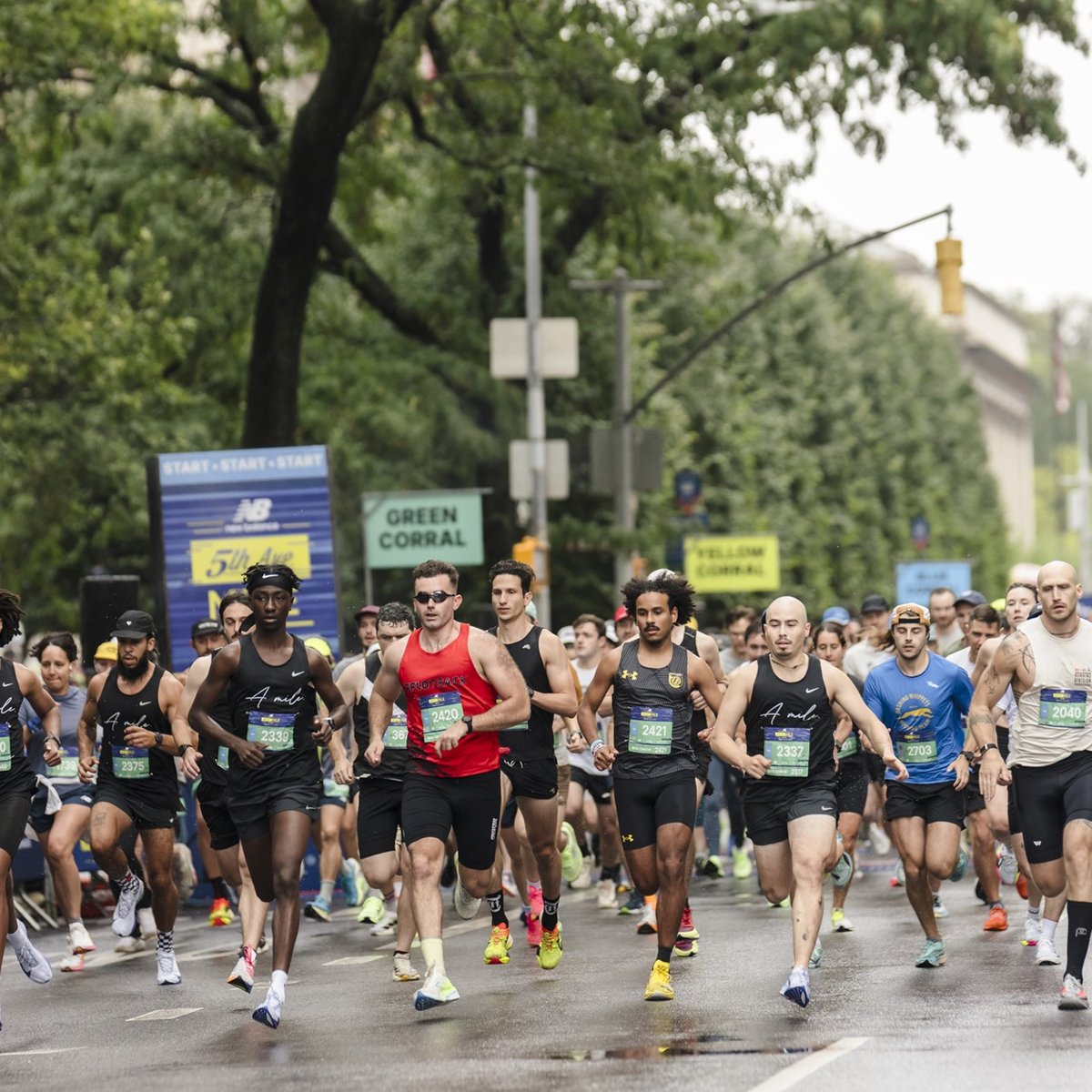 Runners at the 2025 5th Ave Mile