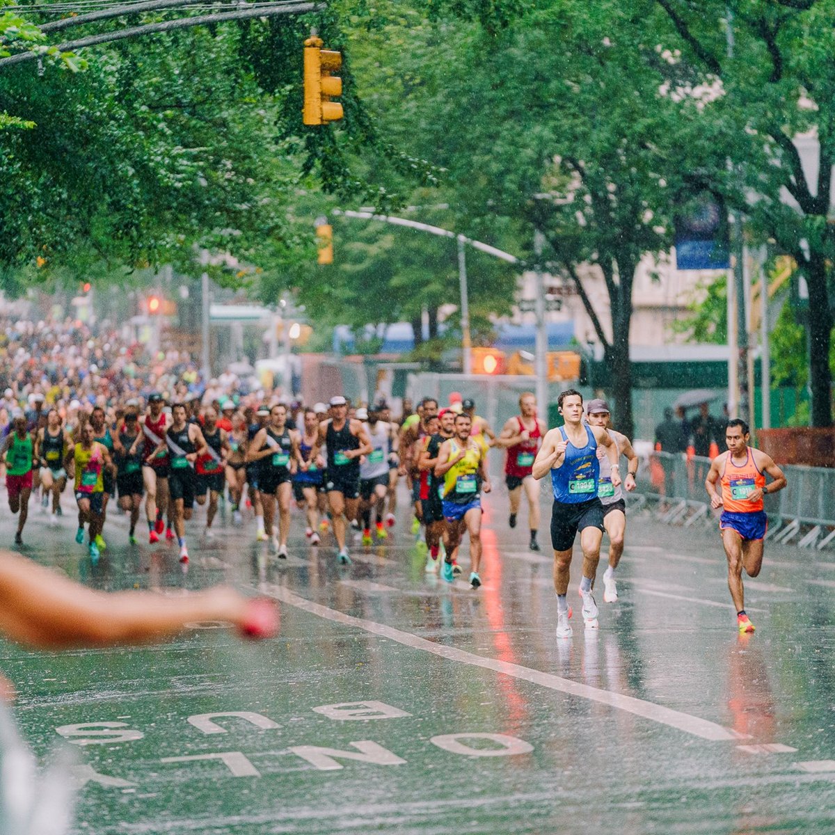 Runners at the 2025 5th Ave Mile